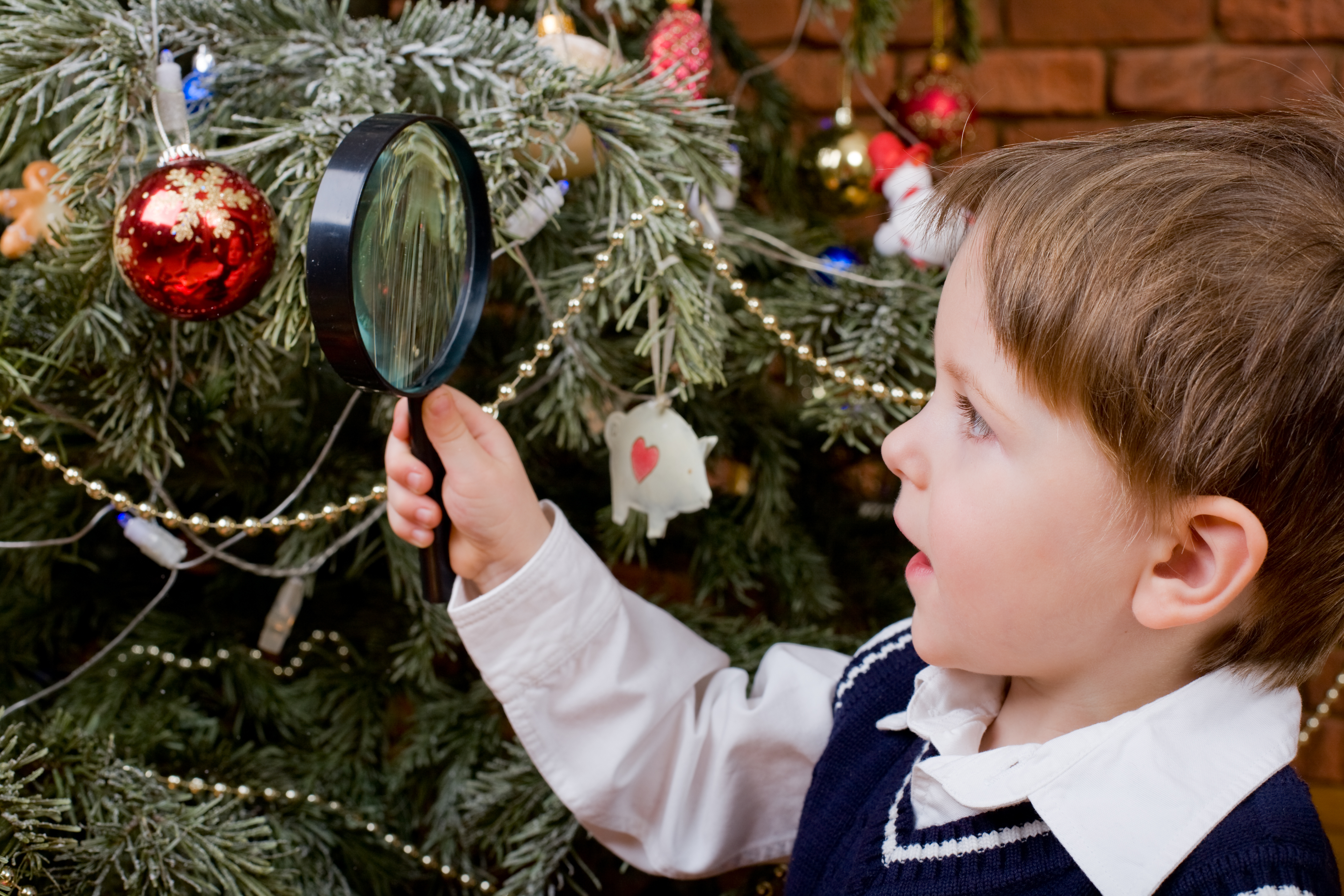 Boy tree decorations christmas winder magnifying glass